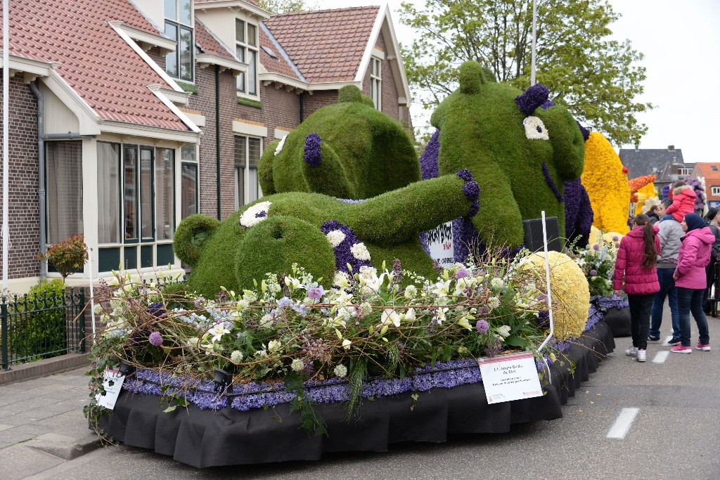 ../Images/Bloemencorso Noordwijkerhout 044.jpg